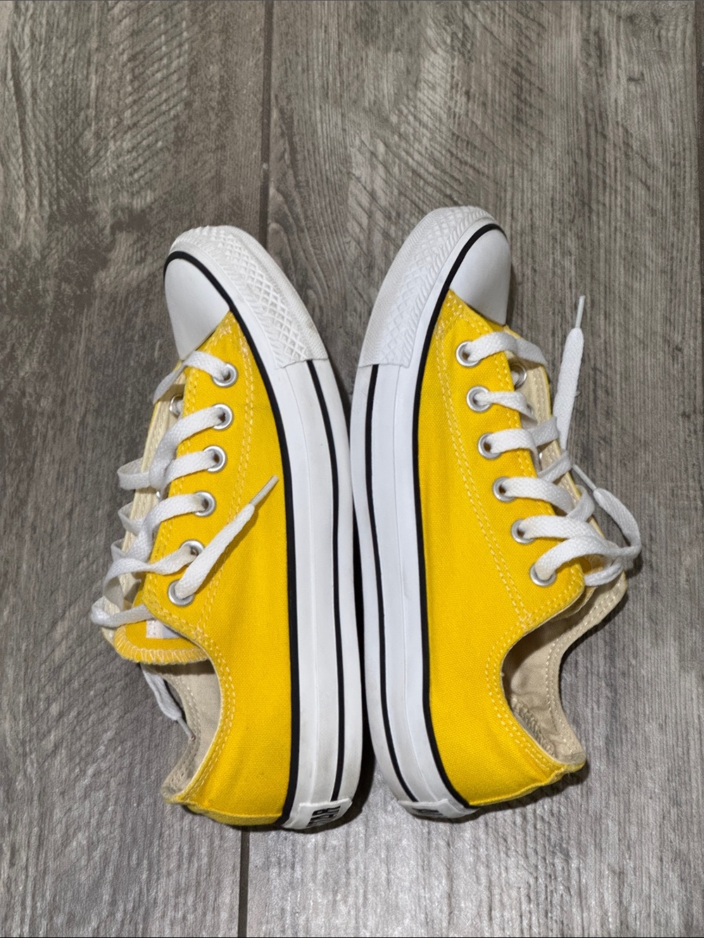 Converse Low Top Sneaker in Bright Yellow and White - Picture 8 of 10